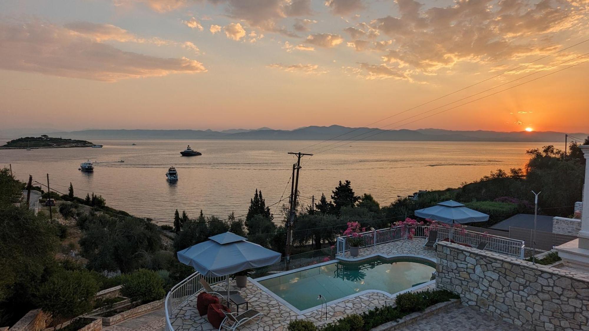 Villa Avgerini Paxos Gaios Quarto foto